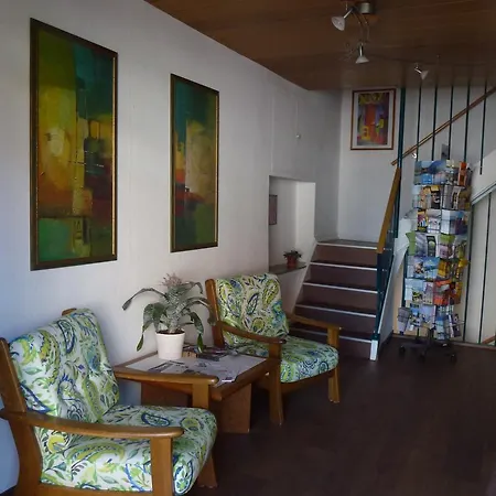 Moeve Garni Szálloda 3*