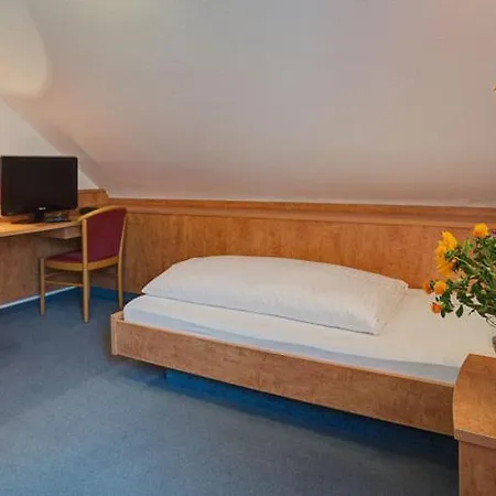 Moeve Garni Szálloda Lindau