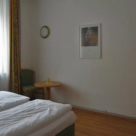 Hotel Moeve Garni