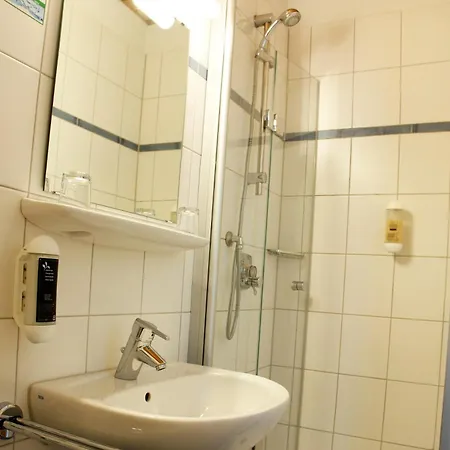Moeve Garni Hotel 3*