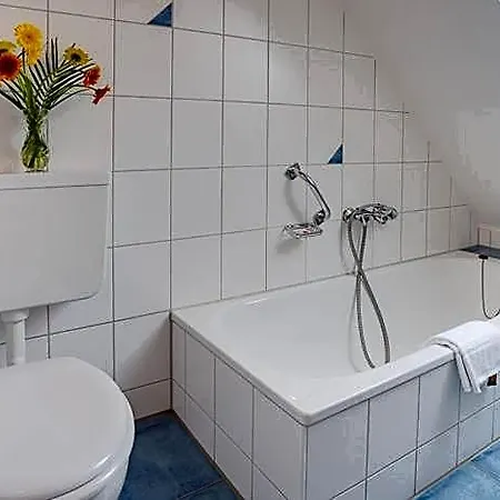 Moeve Garni 3* Lindau (Bodensee)
