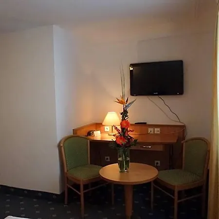Moeve Garni 3* Lindau (Bodensee)