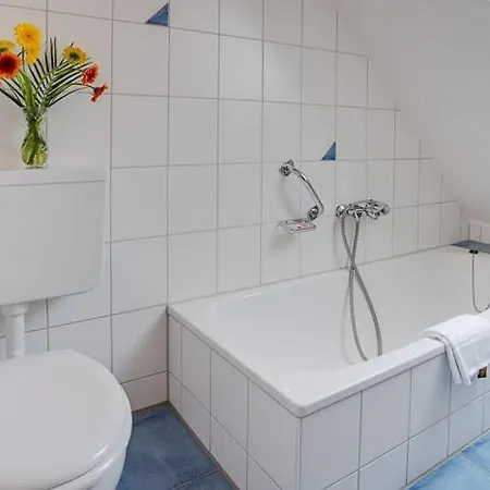 Moeve Garni 3* Lindau (Bodensee)